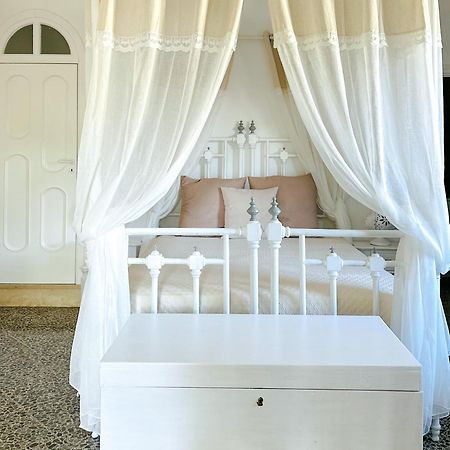 Trullo Porta Antica Hotel เซลวา ดิ ฟาซาโน ภายนอก รูปภาพ