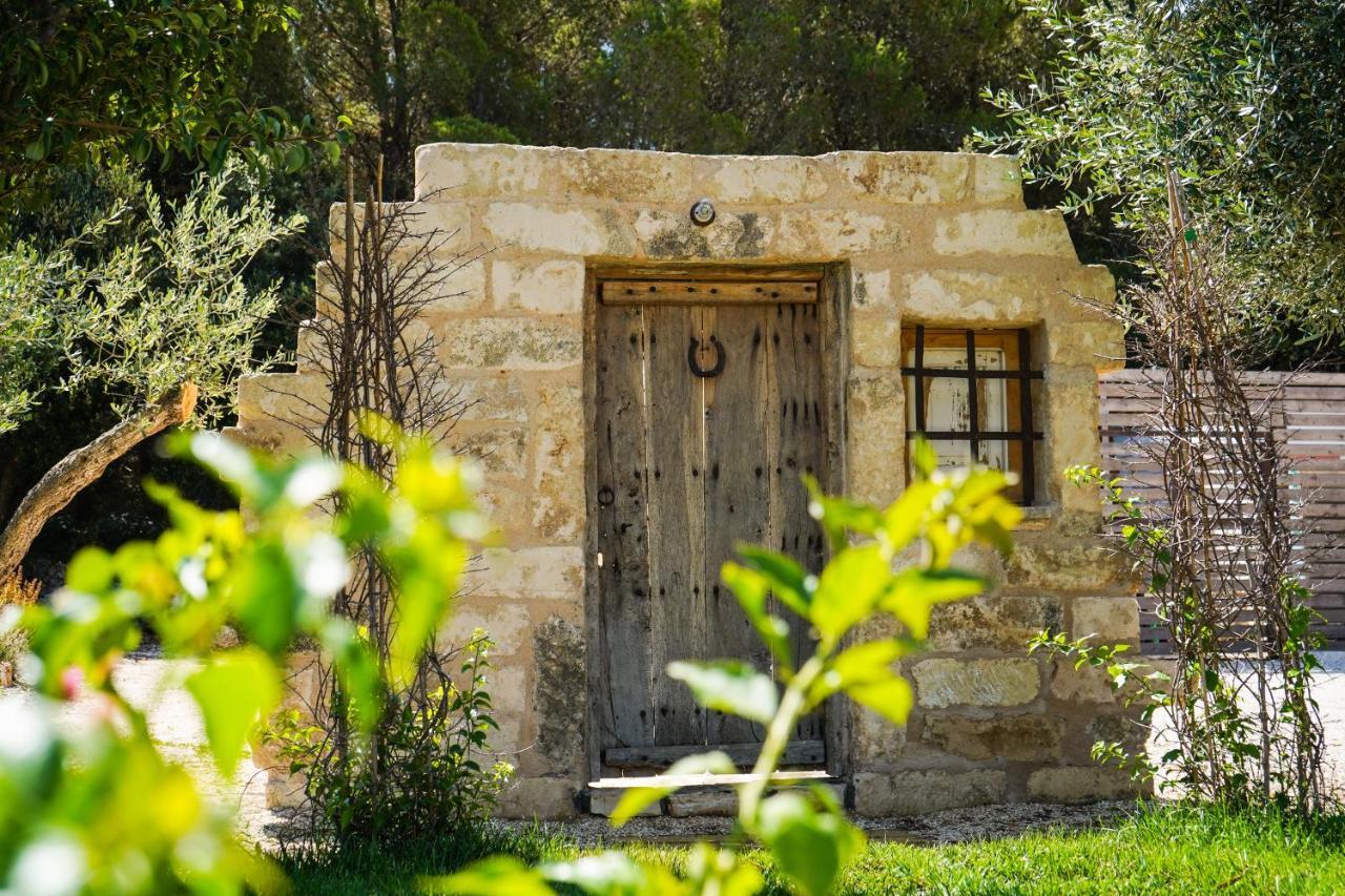Trullo Porta Antica Hotel เซลวา ดิ ฟาซาโน ภายนอก รูปภาพ